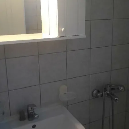 Mavrovouni Small Houshe *